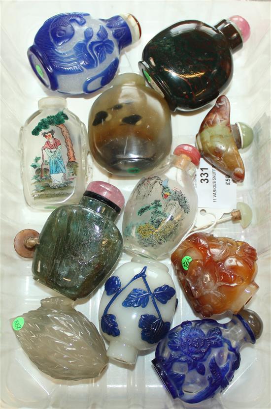 11 various snuff bottles